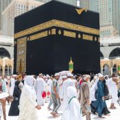 Cara Mengatur Jadwal Ibadah Umrah agar Tidak Kelelahan